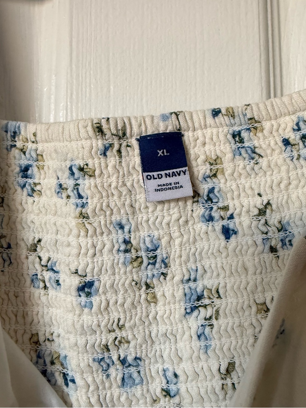 Old Navy Cream Smocked Top with Blue Floral Print - Picture 3 of 5